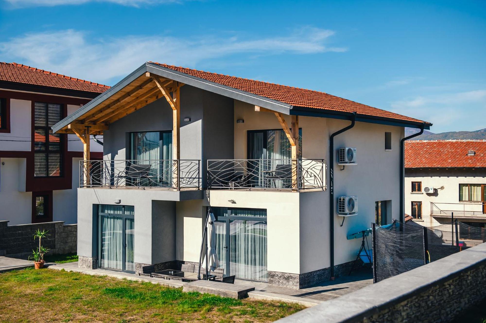 Къщи За Гости "Алитея" Saparewa Banja Exterior foto